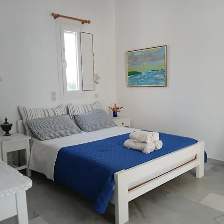 Kikis Sea View And Veranda